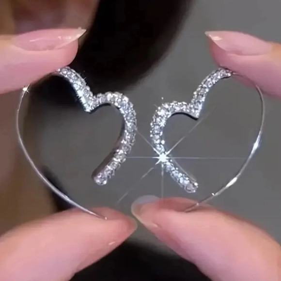 Heart Shaped Silver Crystal Open Hoop Earrings NEW - Picture 1 of 2